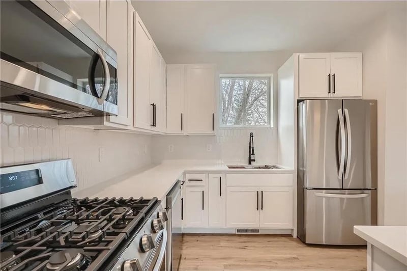 1995 11th Ave E #2, North Saint Paul, MN 55109