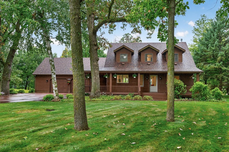14213 263rd St, Lindstrom, MN 55045