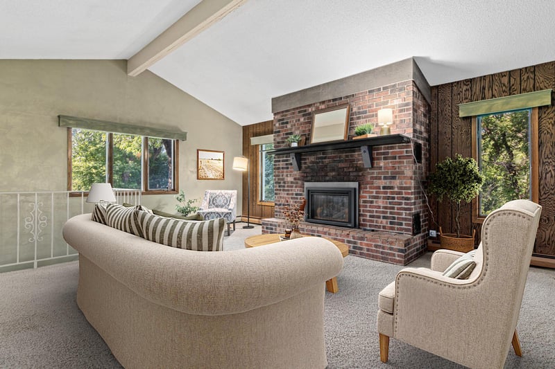 4236 Rice St, Shoreview, MN 55126