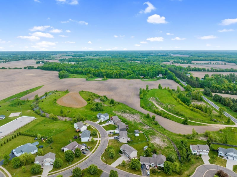 13300 Redwing Ave, Shafer, MN 55074