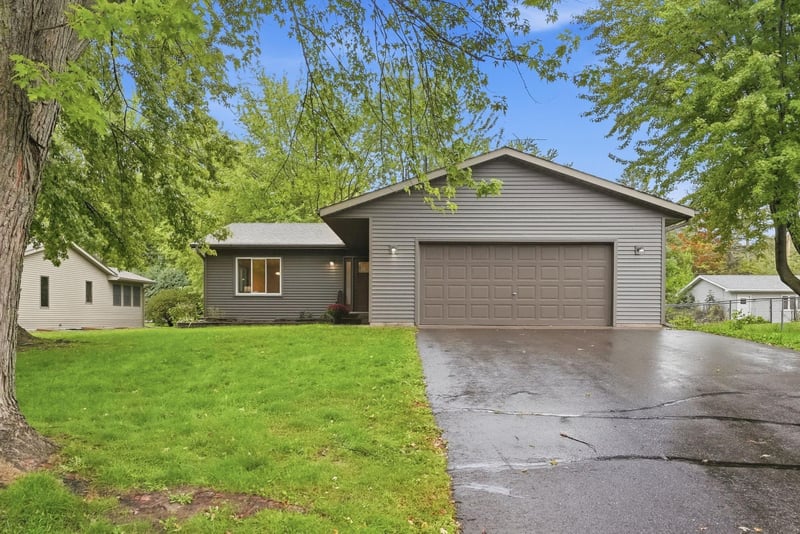 517 8th Ave N, Sauk Rapids, MN 56379