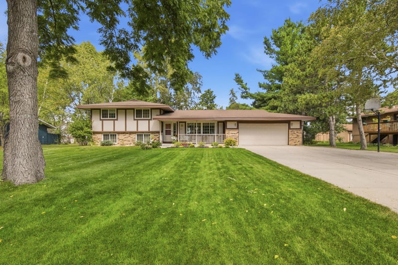 4211 Plaza Ln, Saint Cloud, MN 56303