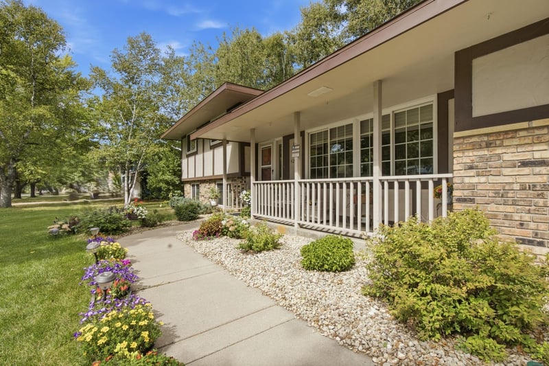 4211 Plaza Ln, Saint Cloud, MN 56303