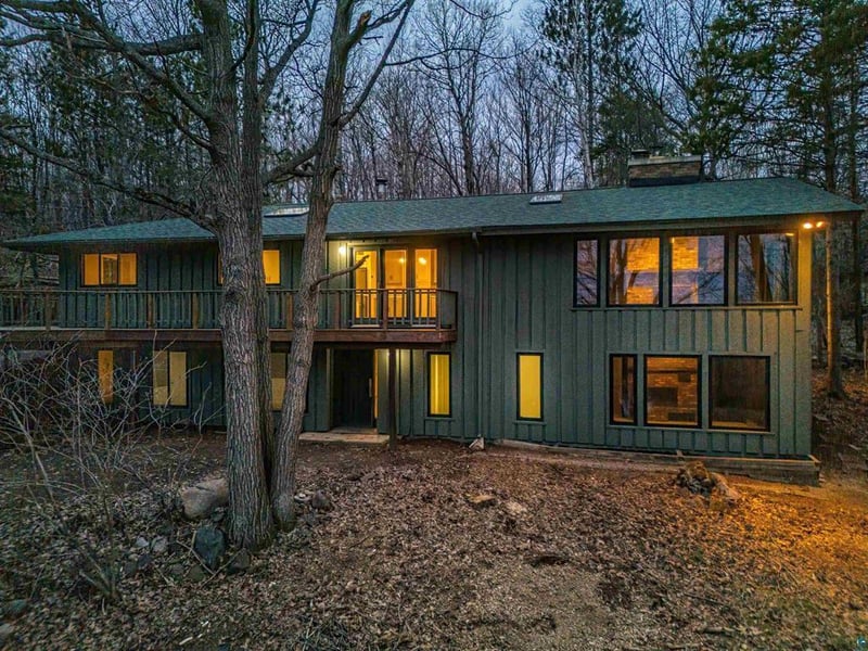 2207 Heather Ave, Duluth, MN 55803
