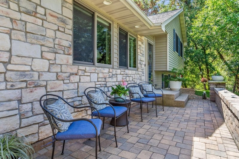 12041 Robin Rd, Maple Grove, MN 55369