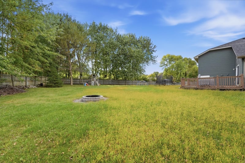 108 Charity Cir, Montrose, MN 55363