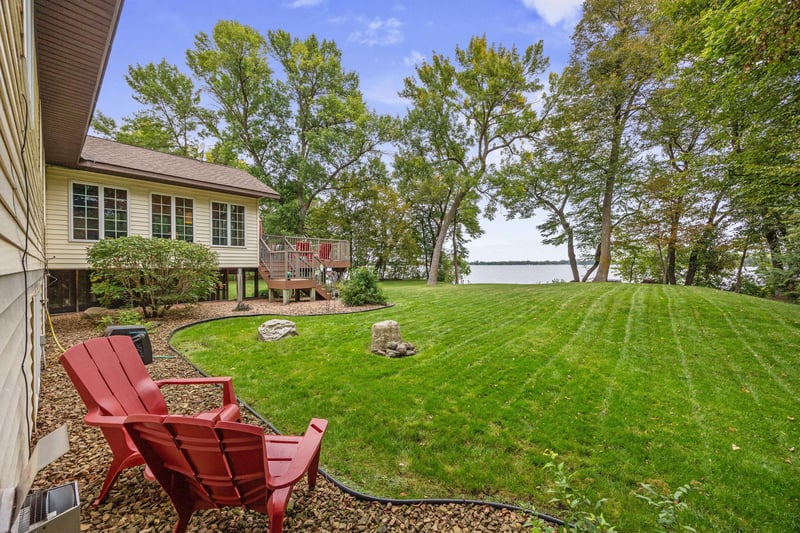61856 193rd St, Litchfield, MN 55355