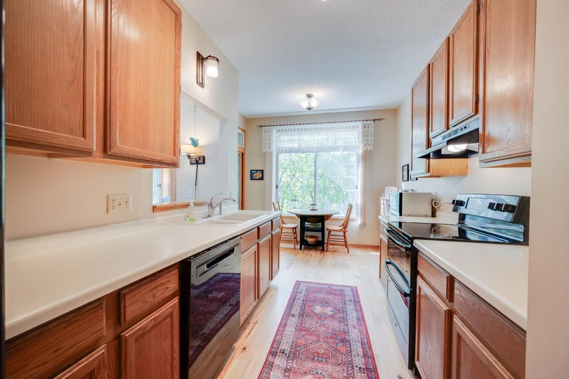 2489 Lockwood Dr #55, Mendota Heights, MN 55120