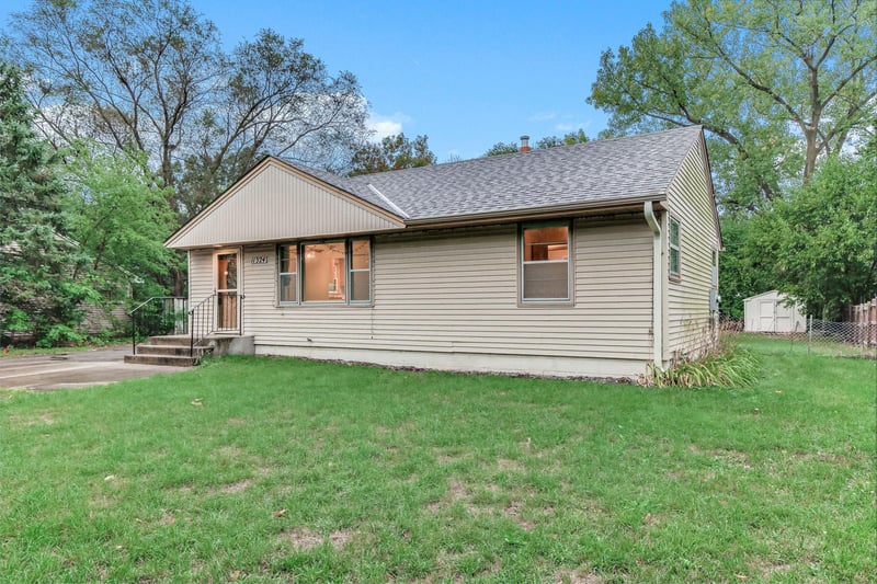 11324 Quinn St NW, Coon Rapids, MN 55433