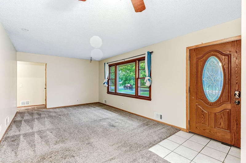 11324 Quinn St NW, Coon Rapids, MN 55433