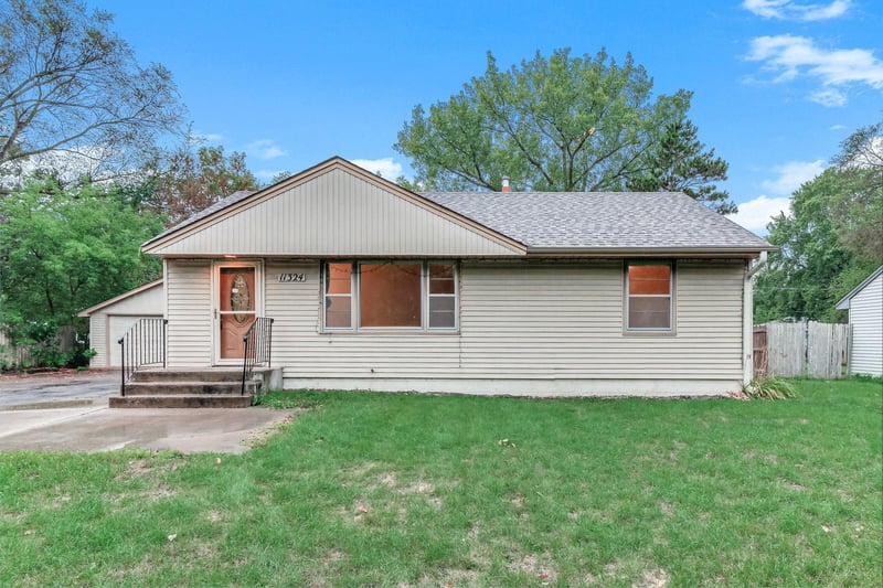 11324 Quinn St NW, Coon Rapids, MN 55433