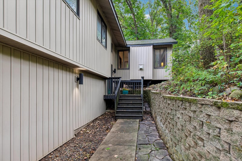 17780 Jamaica Cir, Lakeville, MN 55044