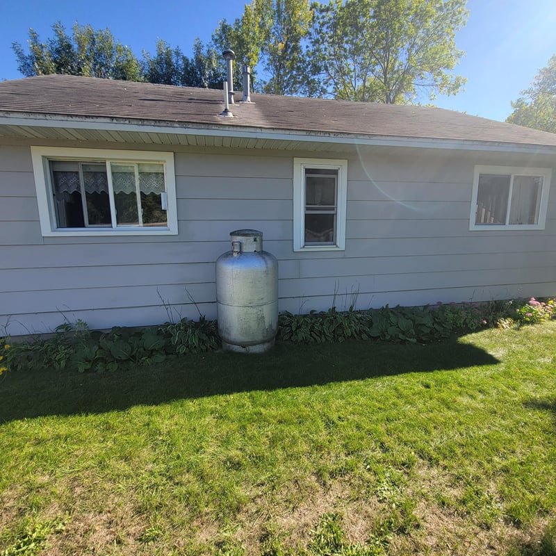 38576 Walker Lake Dr, Richville, MN 56576