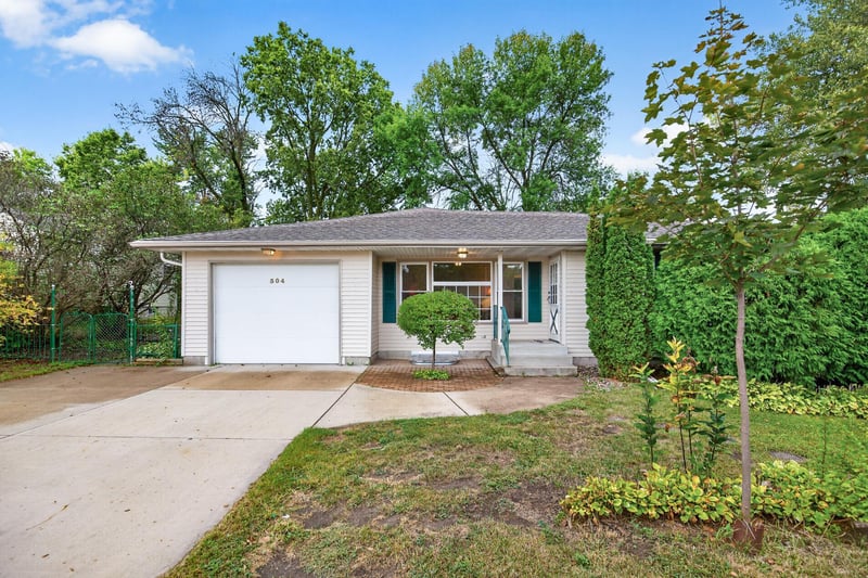 304 Territorial St E, Watertown, MN 55388