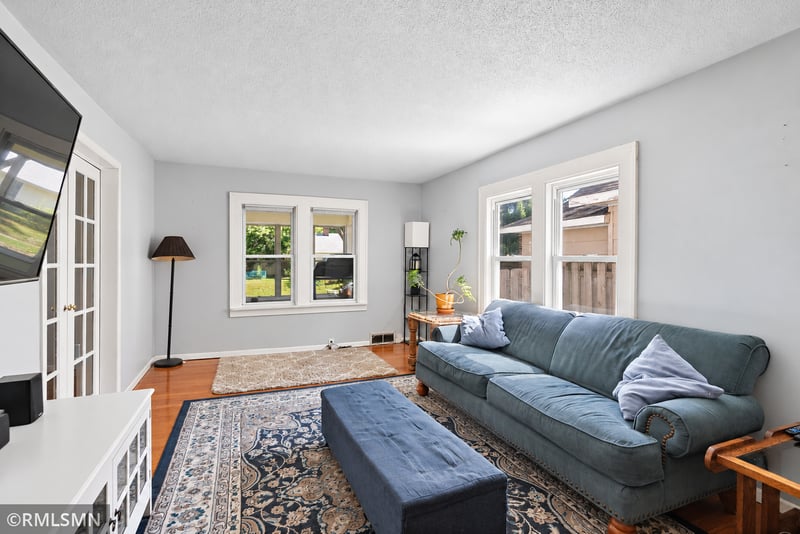 4132 Monroe St NE, Columbia Heights, MN 55421