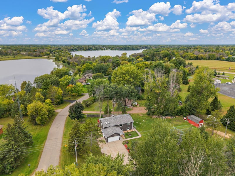 25300 Itasca Ave, Forest Lake, MN 55025