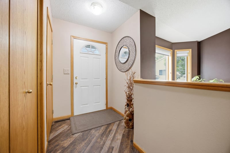 1709 33 1/2 St S, Moorhead, MN 56560