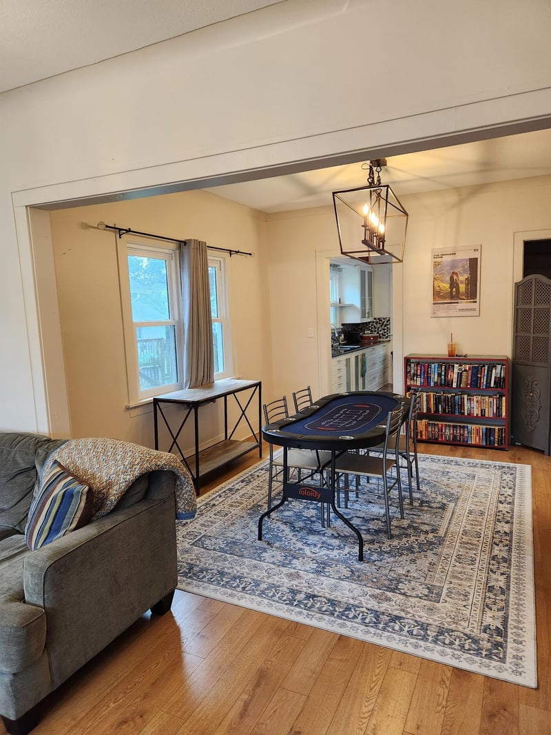 922 E 1st St, Fairmont, MN 56031