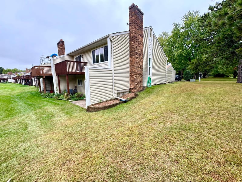 10498 Yorktown Ln N, Maple Grove, MN 55369