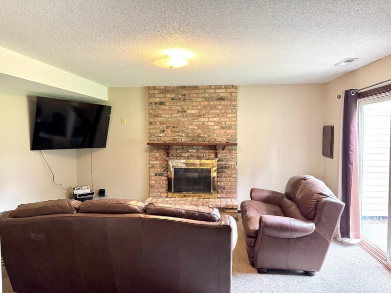 10498 Yorktown Ln N, Maple Grove, MN 55369