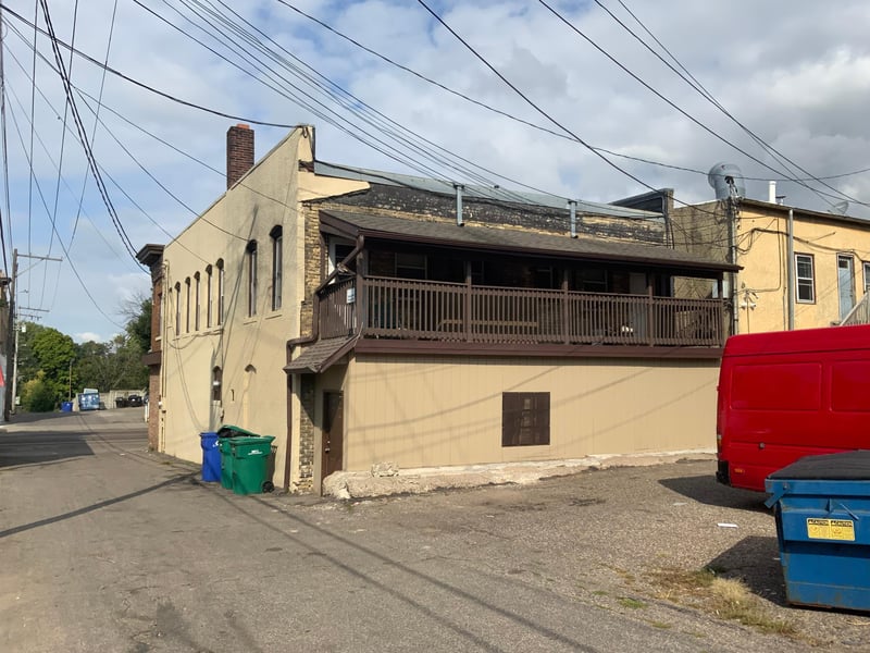 886 Payne Ave, Saint Paul, MN 55130