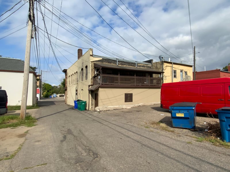 886 Payne Ave, Saint Paul, MN 55130