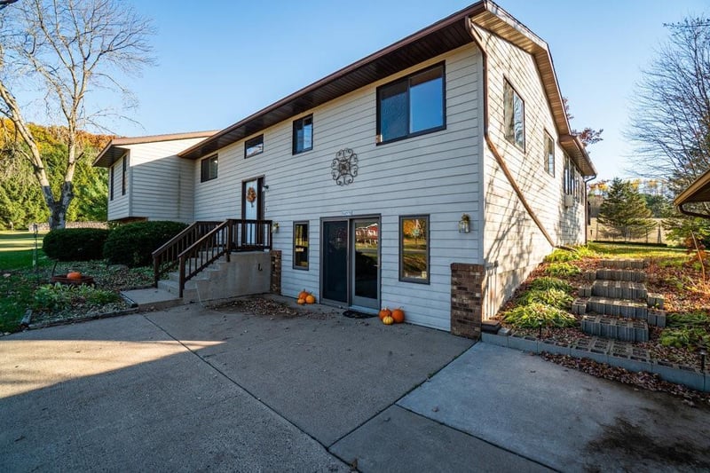 N4578 446th St, Menomonie, WI 54751