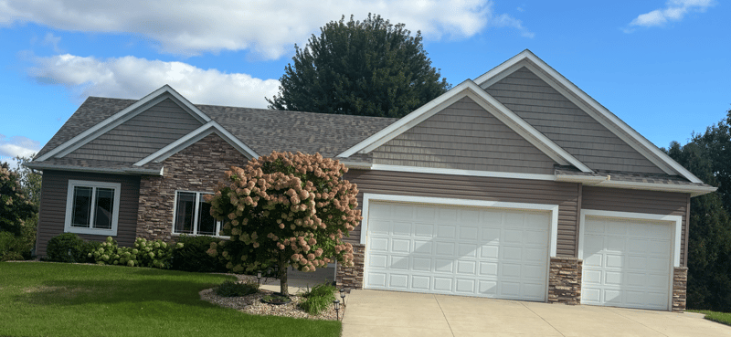 5048 Scenic View Dr SW, Rochester, MN 55902