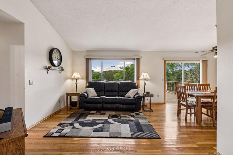 19321 Denver St NW, Elk River, MN 55330