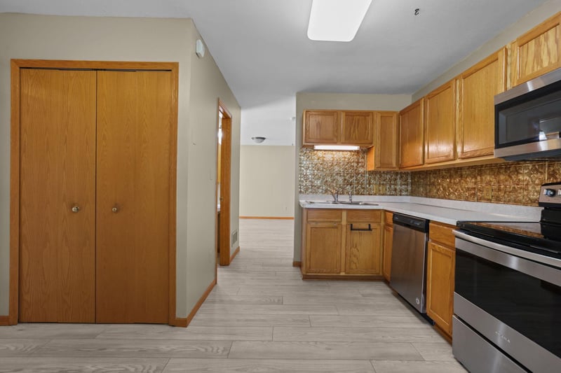 1358 Idlewood Way, Shakopee, MN 55379