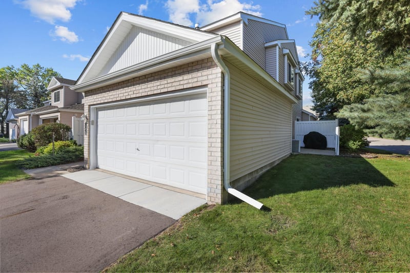 1358 Idlewood Way, Shakopee, MN 55379