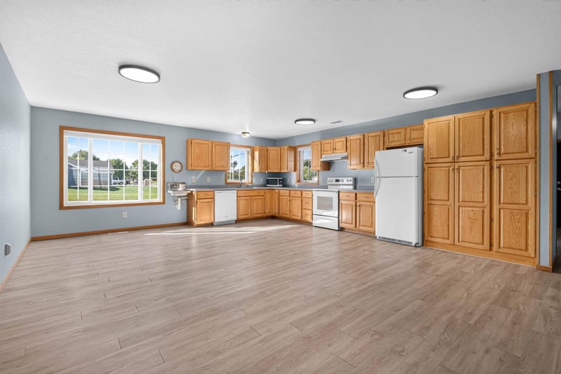 1110 2nd St NE, Elbow Lake, MN 56531