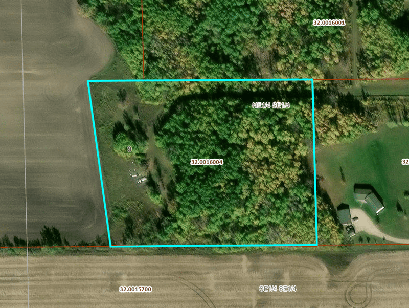 26317 370th Ave, Roseau, MN 56751