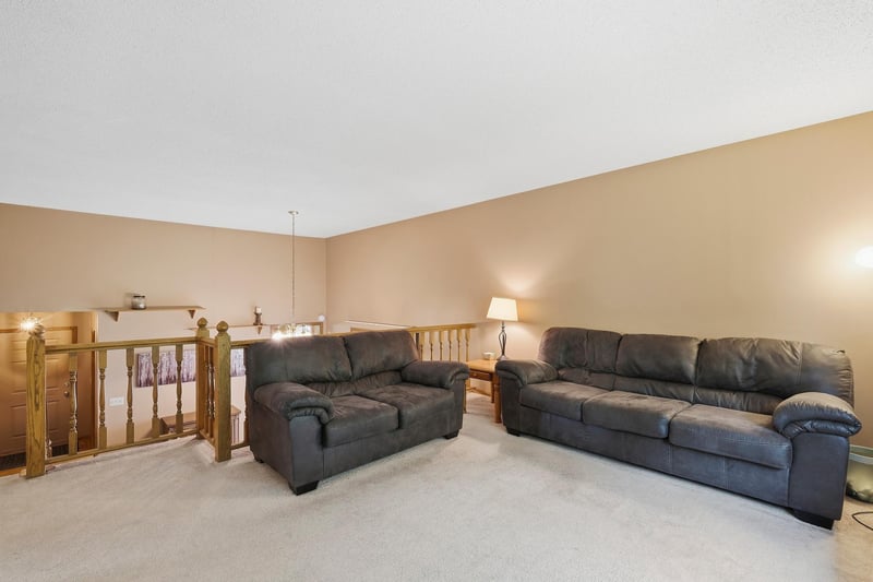 4093 W 131st St, Savage, MN 55378