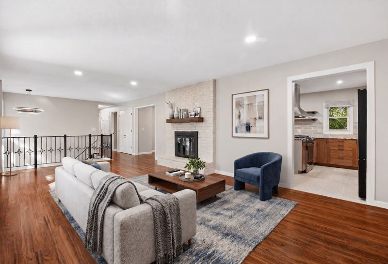 4335 Briarwood Dr, Minnetonka, MN 55343