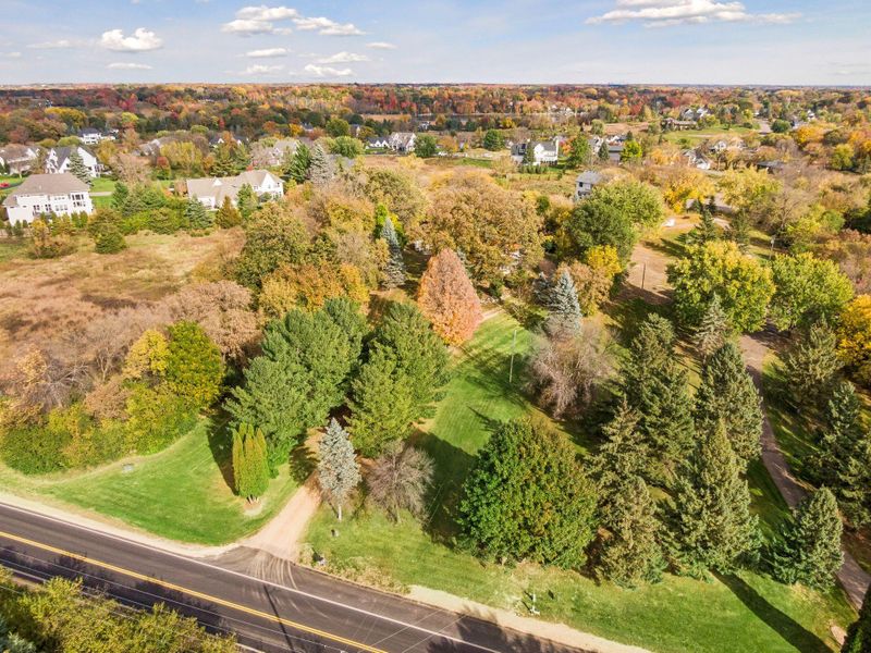 660 N Shore Dr W, Orono, MN 55364