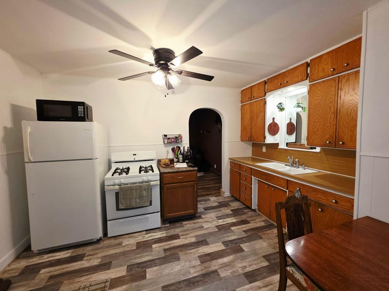 205 Heritage Blvd NW, Isanti, MN 55040