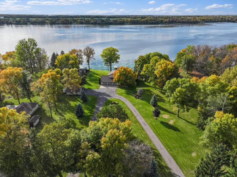 10333 Alcott Dr, Sauk Centre, MN 56378