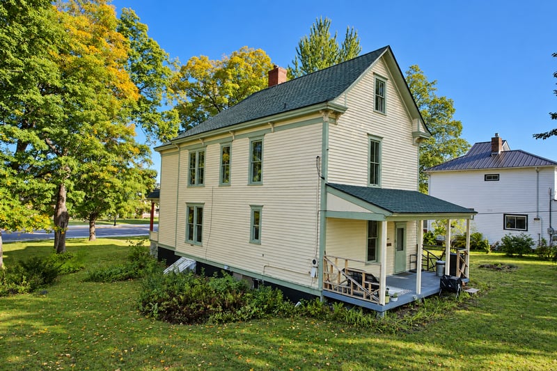 1545 2nd Ave, Cumberland, WI 54829