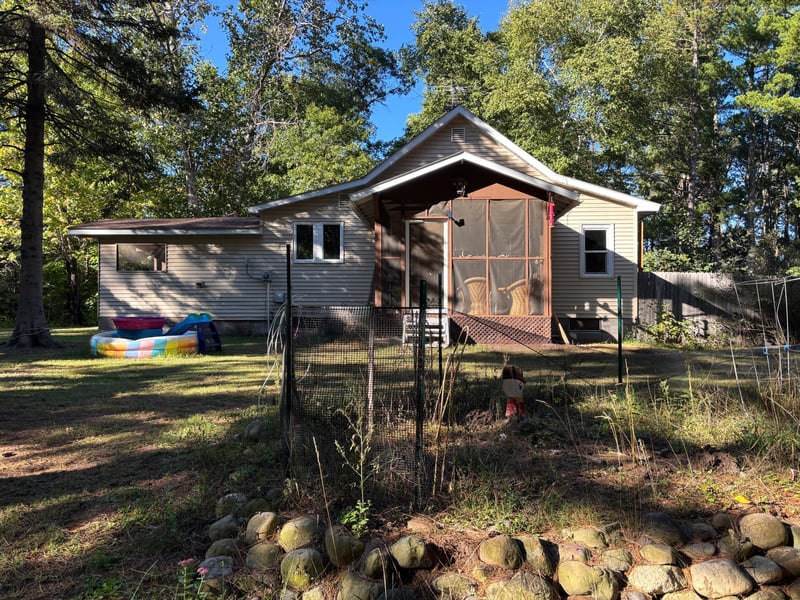 9107 E Beaupre Dr, Solon Springs, WI 54873