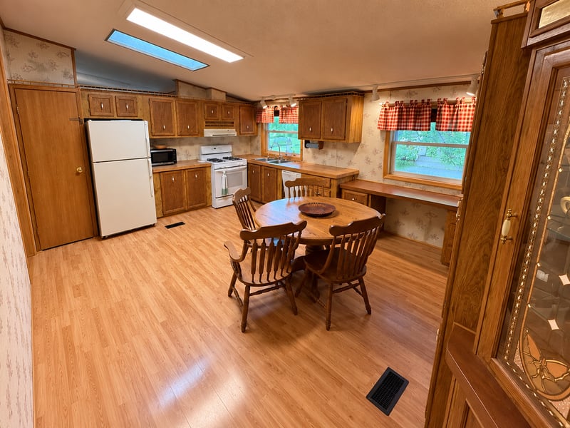 701 N Shakespeare Ave, Mankato, MN 56001
