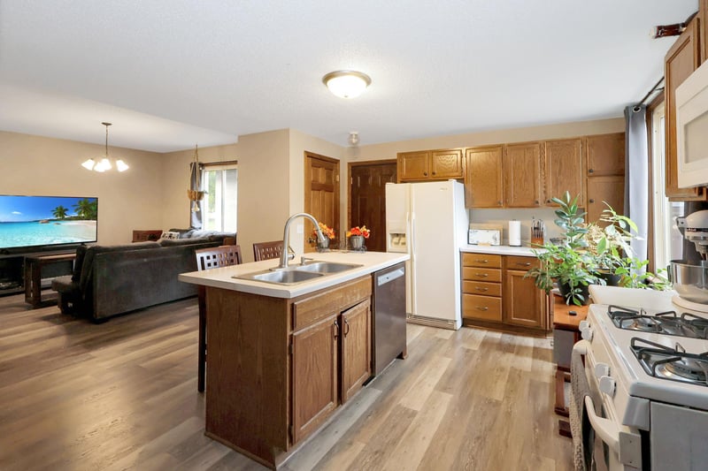 705 14th Ave S, Saint Cloud, MN 56301