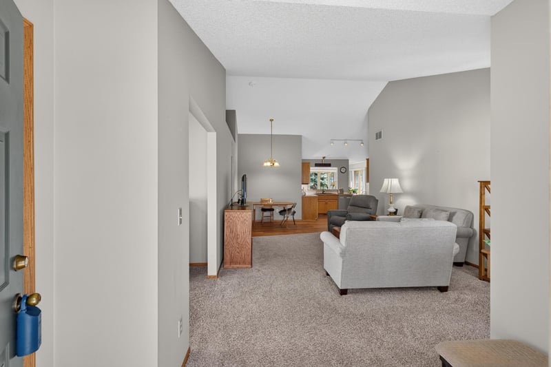 13139 Quay St NW, Coon Rapids, MN 55448
