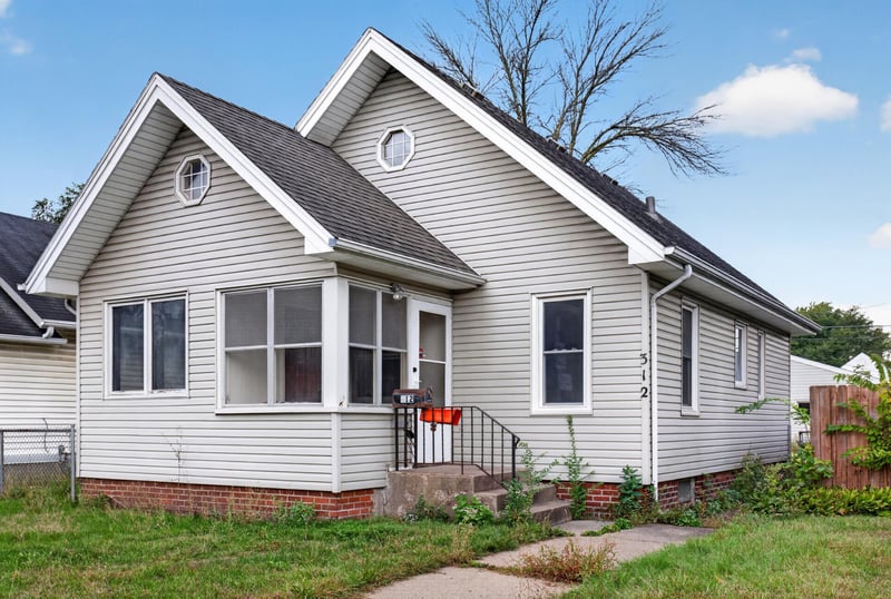 312 5th Ave S, South Saint Paul, MN 55075