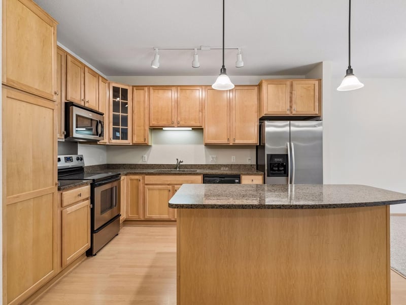 7100 Metro Blvd #104, Edina, MN 55439