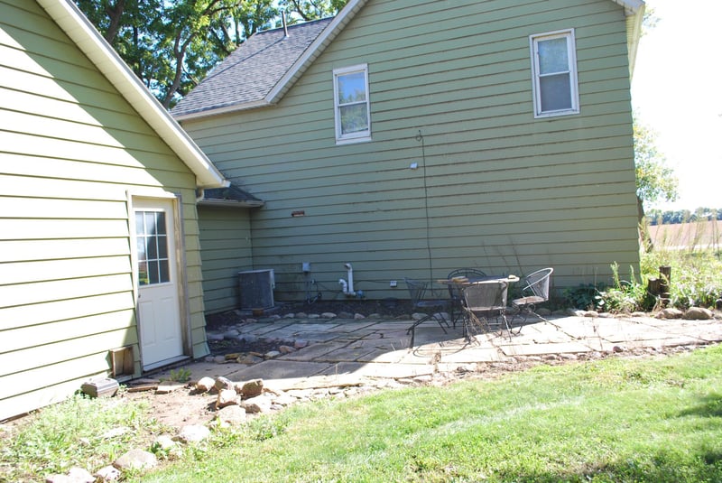 911 Lake Aires Rd, Fairmont, MN 56031