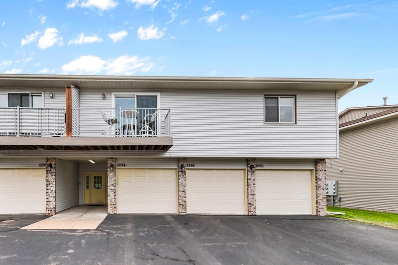 3290 Greenbrier St #3290C, Vadnais Heights, MN 55127