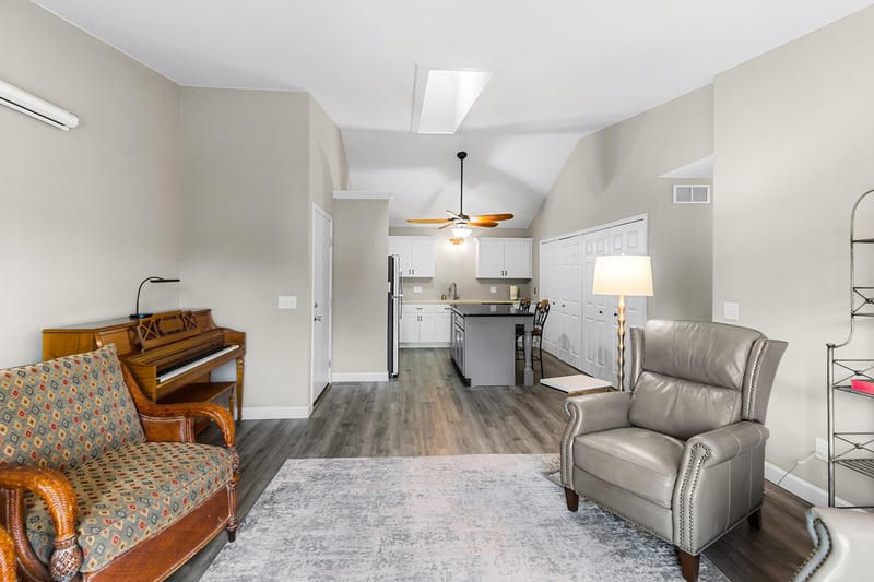 3290 Greenbrier St #3290C, Vadnais Heights, MN 55127