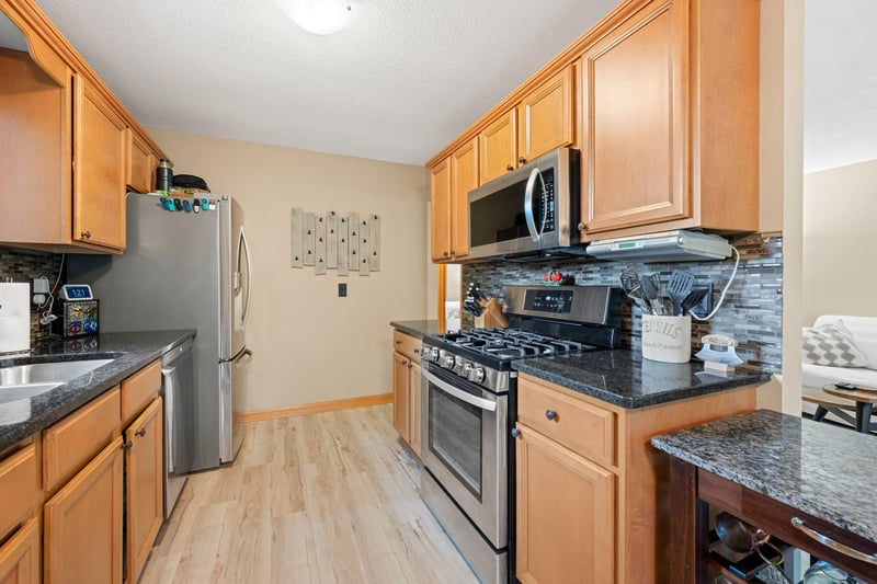 7476 Jeffery Ln S, Cottage Grove, MN 55016