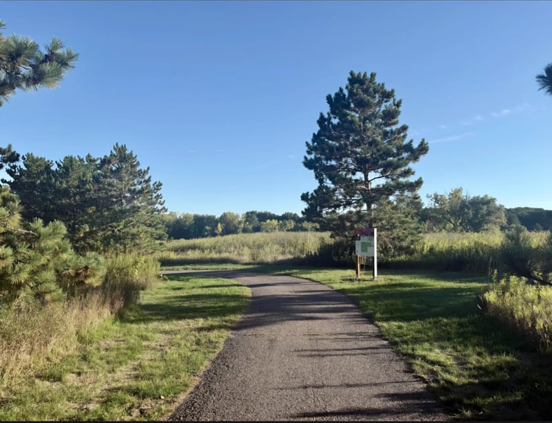 40 B St, Saint Paul, MN 55106